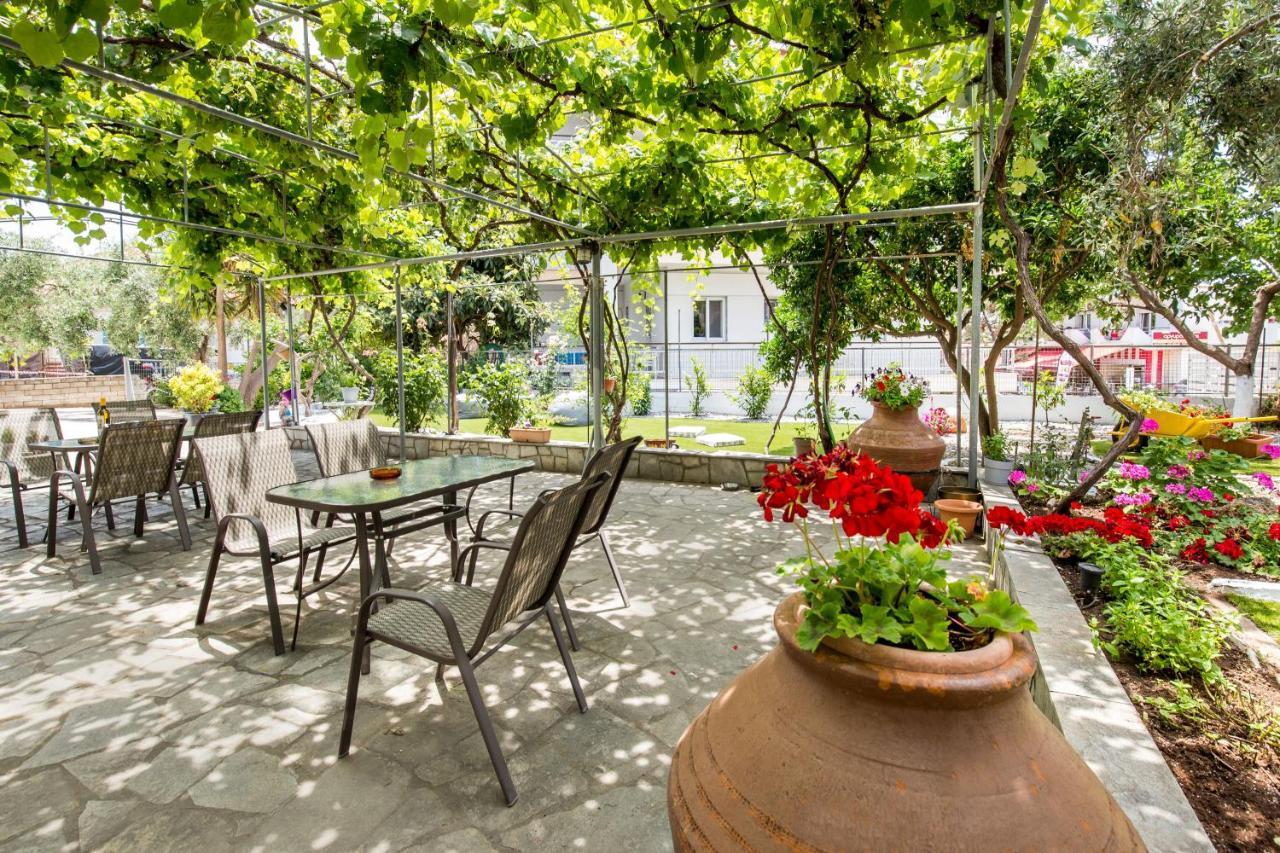 بوتوس Ianos Apartments المظهر الخارجي الصورة