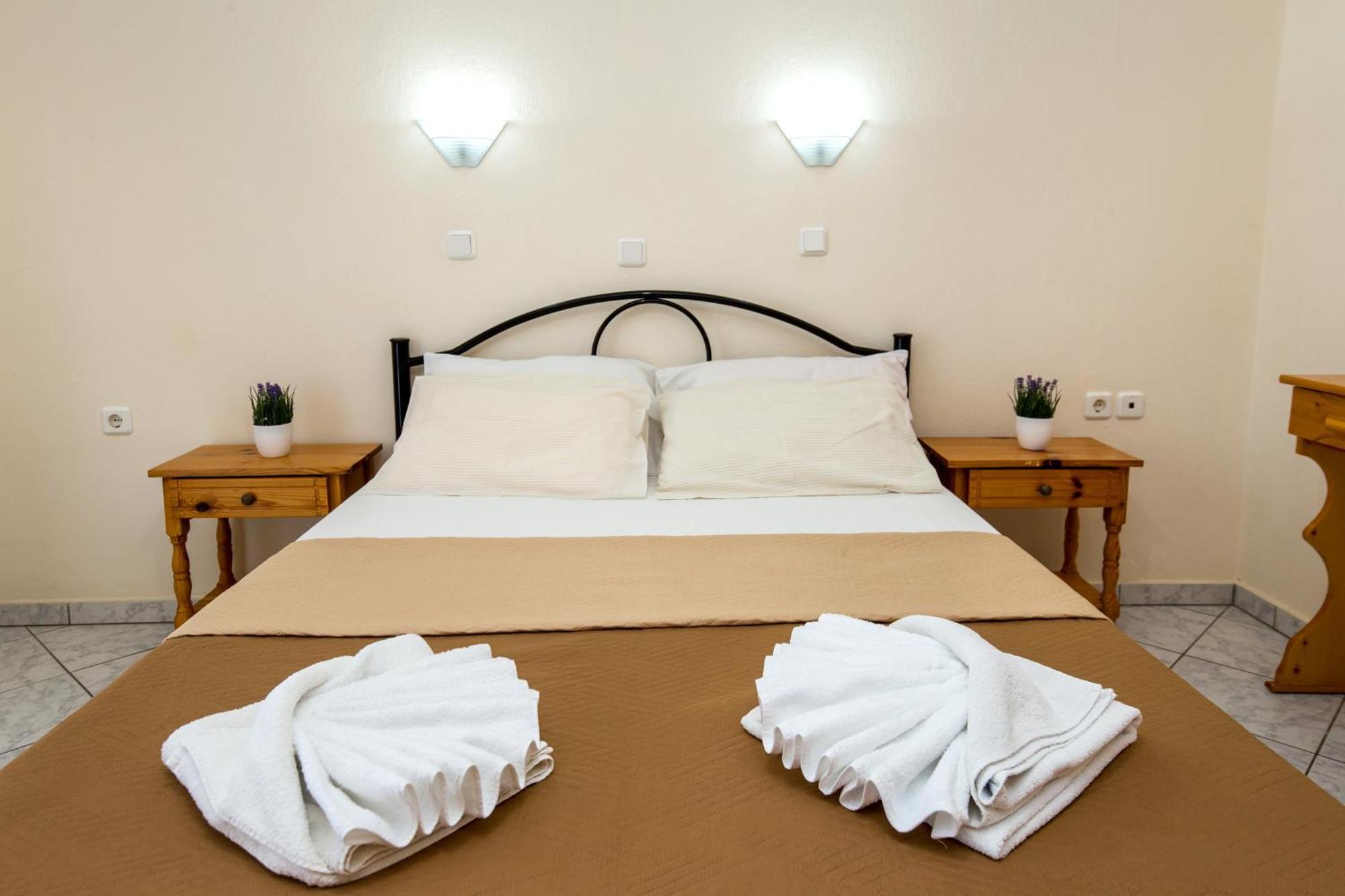 بوتوس Ianos Apartments المظهر الخارجي الصورة