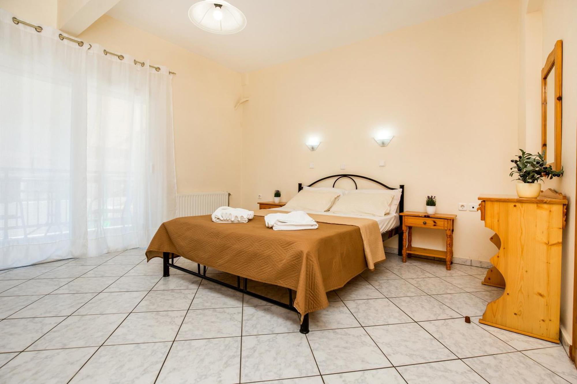 بوتوس Ianos Apartments المظهر الخارجي الصورة