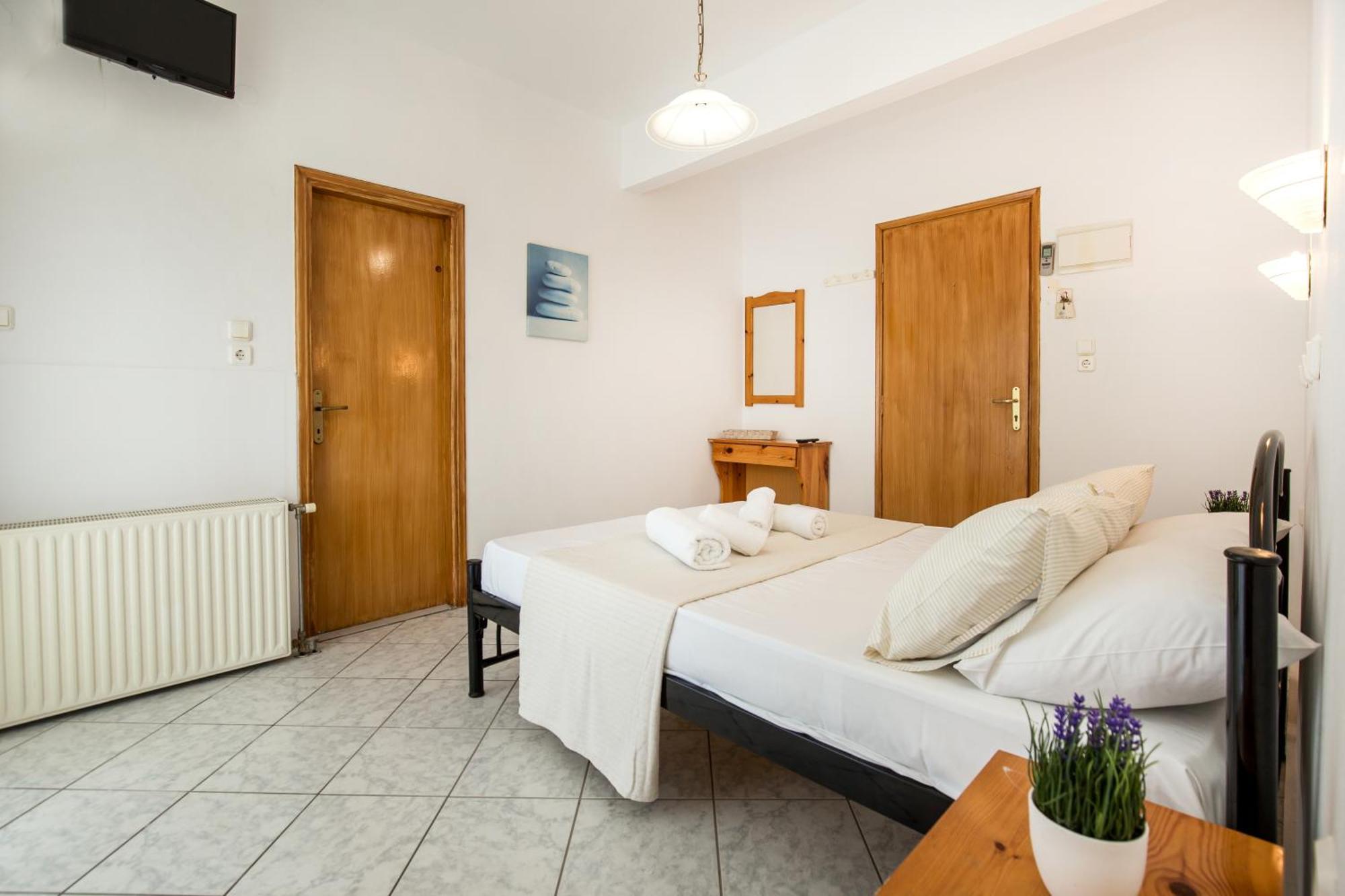 بوتوس Ianos Apartments المظهر الخارجي الصورة