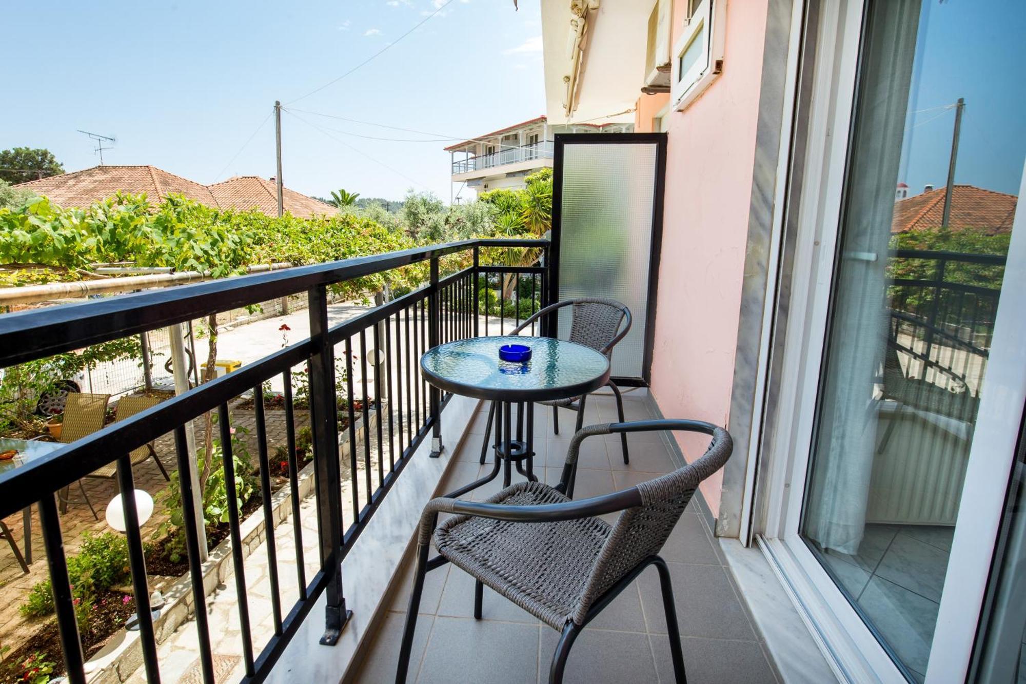 بوتوس Ianos Apartments المظهر الخارجي الصورة